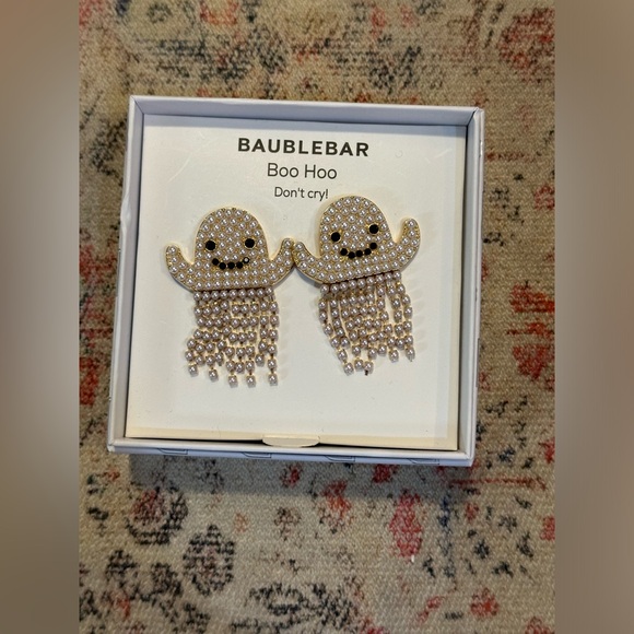 Baublebar Casper Drop Danglinng 'Boo Hoo Don't Cry’ Halloween Earrings - Picture 2 of 4